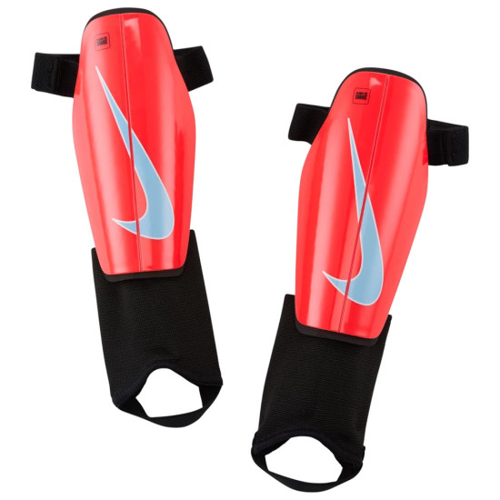 Nike Παιδικές επικαλαμίδες ποδοσφαίρου Charge Shin Guards Nike Παιδικές επικαλαμίδες ποδοσφαίρου Charge Shin Guards
